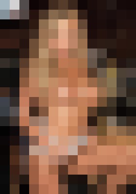 Escort-ads.com | Blurred background picture for escort Liza