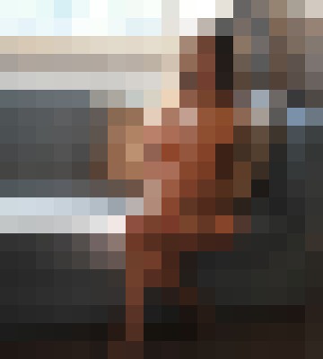 Escort-ads.com | Blurred background picture for escort IvyGorgeous