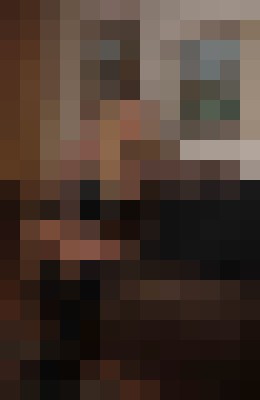 Escort-ads.com | Blurred background picture for escort TsSarabgd