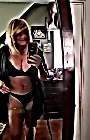 GorgeousxKnocout 38GG HOTTIE HOTEL IN TYSONS XORNER MON AND TUES 26&27TH
