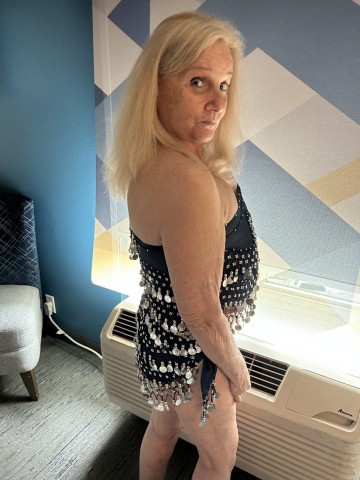 Sensual Summer Kansas City Escort