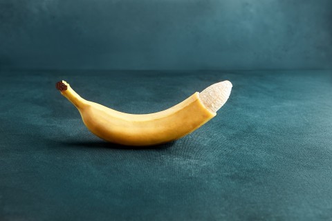 Illustration showing circumcision pros and cons