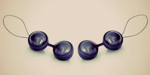 Geisha balls and kegel balls for pelvic health