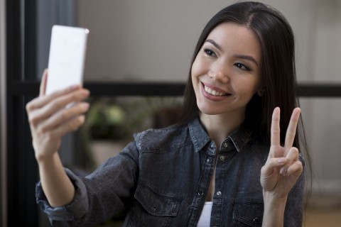 Online sex work performer streaming from home