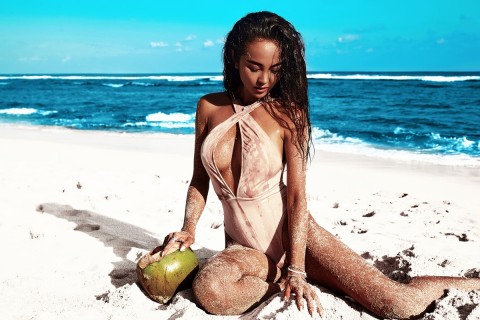 Travel with escorts in global cities