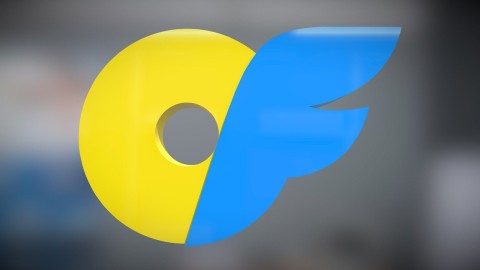 Ukrainian content creator working online amid OnlyFans tax controversy