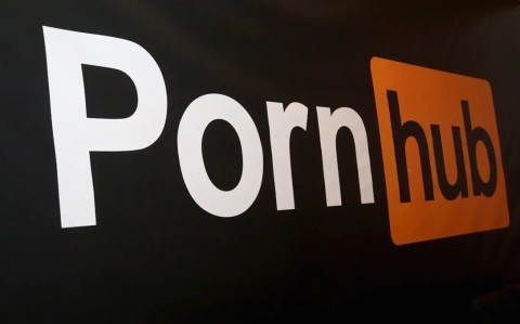 Pornhub and adult escort industry in Arizona, highlighting local regulations and trends.