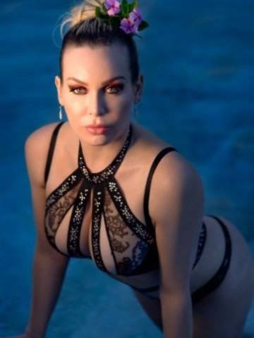 Salone Detroit, Michigan Escort, , Verified Adult Service Provider, Companion in United States