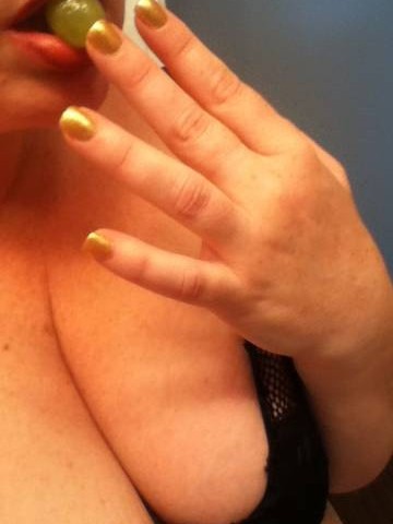 Alexacuddles Montreal Escort, , Verified Adult Service Provider, Companion in Canada