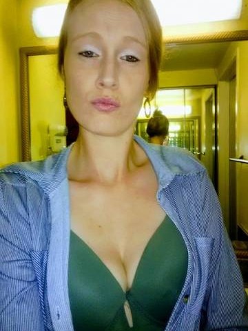 JustAmber Toledo, Ohio Escort, , Verified Adult Service Provider, Companion in United States