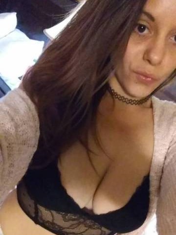 ParisLive Palmdale, California Escort, Pornstar, BDSM, DUO, Couple, Massage, Verified Adult Service Provider, Companion in United States