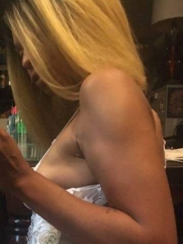 Petite Lily Minneapolis, Minnesota Escort, , Verified Adult Service Provider, Companion in United States