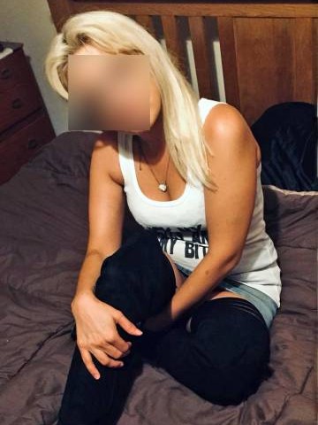 LeahExclusive Cambridge Escort, Pornstar, DUO, Couple, Verified Adult Service Provider, Companion in Canada