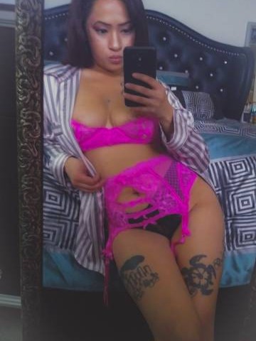 Tia London Seattle, Washington Escort, Pornstar, BDSM, Couple, Massage, Verified Adult Service Provider, Companion in United States