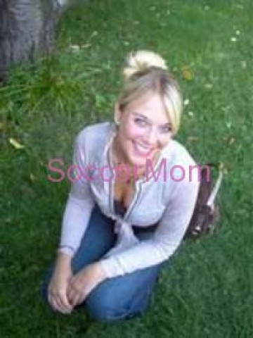Sexymobilesoccermom Vancouver Escort, BDSM, Couple, Verified Adult Service Provider, Companion in Canada