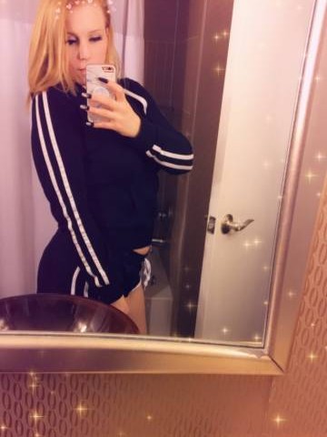 Sexyscarlette69 Sacramento, California Escort, Pornstar, BDSM, DUO, Couple, Massage, Verified Adult Service Provider, Companion in United States