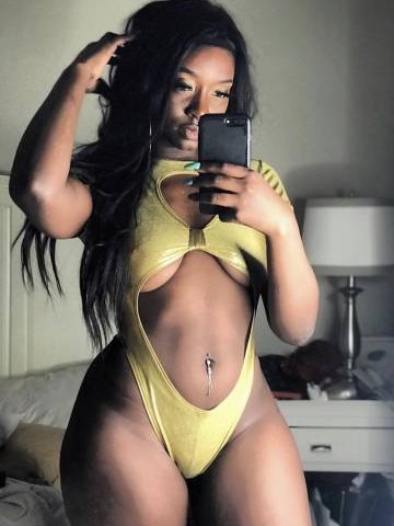 Nina25 Chicago, Illinois Escort, Pornstar, Massage, Verified Adult Service Provider, Companion in United States