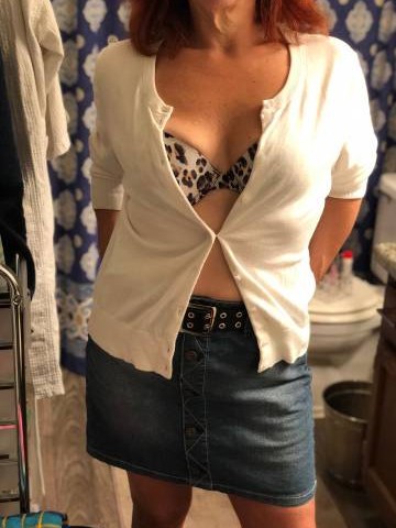 April Hennessy Atlanta, Georgia Escort, BDSM, DUO, Couple, Verified Adult Service Provider, Companion in United States