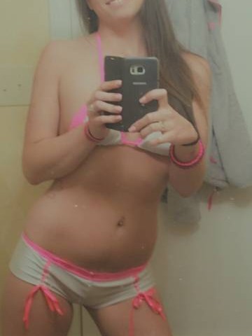 Chloe Cummins Nashville-Davidson, Tennessee Escort, , Verified Adult Service Provider, Companion in United States