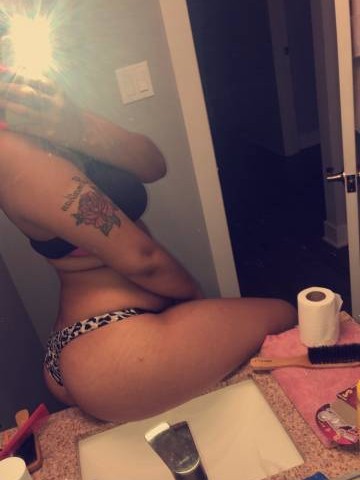 Lisaa32 Chicago, Illinois Escort, , Verified Adult Service Provider, Companion in United States