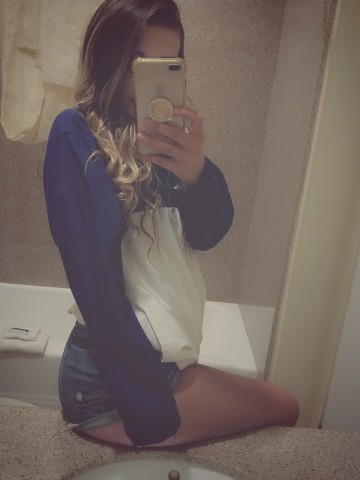 Tinyntatted Temecula, California Escort, Massage, Verified Adult Service Provider, Companion in United States