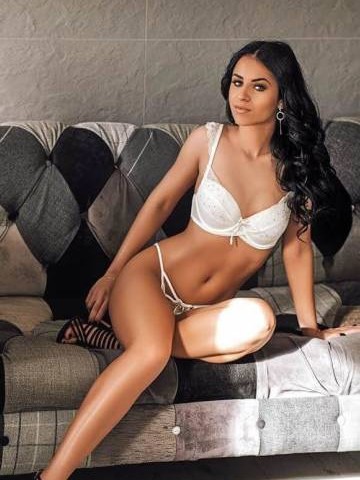 Adriana London London Escort, , Verified Adult Service Provider, Companion in United Kingdom