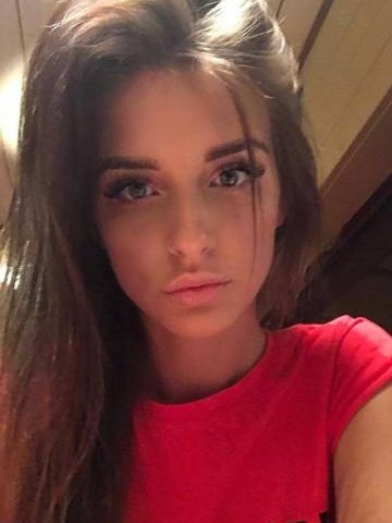 Alice 17 London Escort, BDSM, DUO, Couple, Verified Adult Service Provider, Companion in United Kingdom