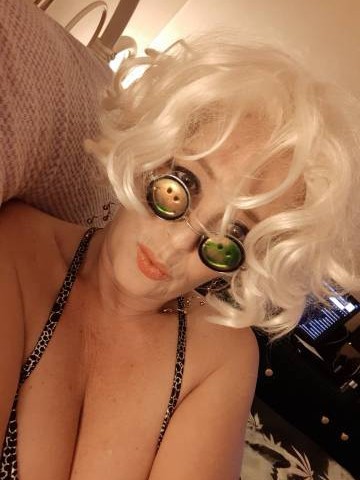 desirae jones Moncton Escort, Pornstar, BDSM, DUO, Couple, Massage, Verified Adult Service Provider, Companion in Canada
