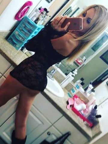 roselina kate Sacramento, California Escort, Pornstar, BDSM, DUO, Couple, Massage, Verified Adult Service Provider, Companion in United States