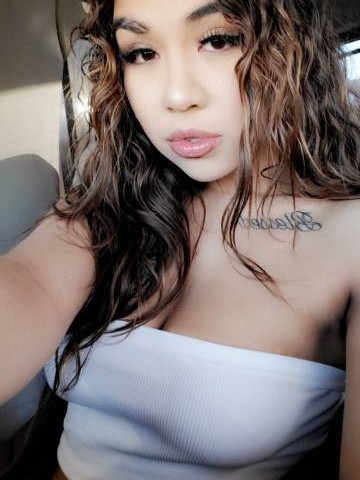 Rosie. Denver, Colorado Escort, DUO, Verified Adult Service Provider, Companion in United States