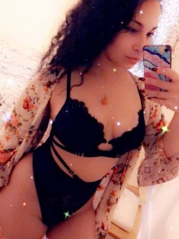 LydiaMonroe09 Montreal Escort, Pornstar, Couple, Verified Adult Service Provider, Companion in Canada