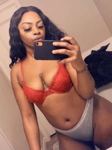 Laura R. Colorado Springs, Colorado Escort, Pornstar, BDSM, DUO, Couple, Massage, Verified Adult Service Provider, Companion in United States