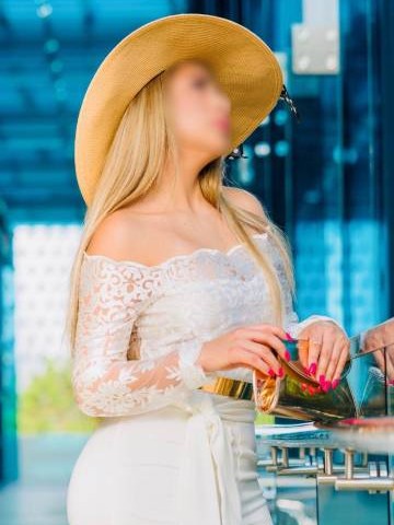 LAYLA SPENCER Miami Beach, Florida Escort, , Verified Adult Service Provider, Companion in United States