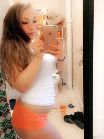 Skylr Iowa City, Iowa Escort, , Verified Adult Service Provider, Companion in United States