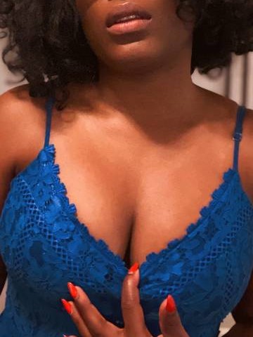 Evie B. Chicago, Illinois Escort, BDSM, DUO, Couple, Verified Adult Service Provider, Companion in United States