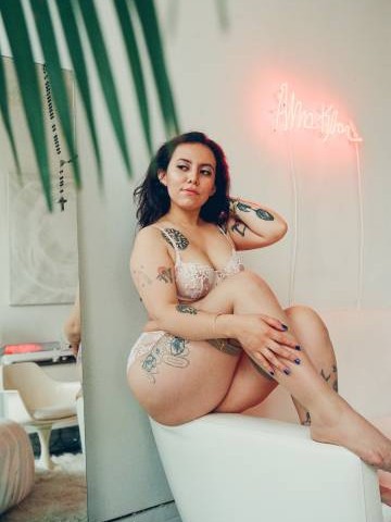Chloe Moon New York Escort, , Verified Adult Service Provider, Companion in United States