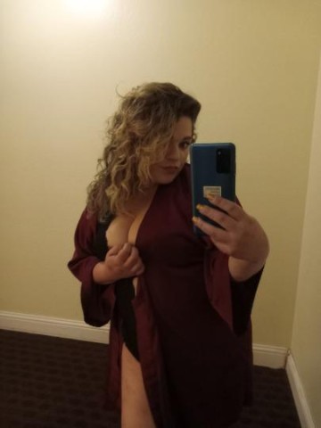 Ashlynn16 Fresno, California Escort, Pornstar, DUO, Couple, Verified Adult Service Provider, Companion in United States