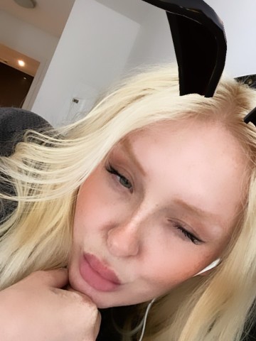Aliza C Toronto Escort, , Verified Adult Service Provider, Companion in Canada