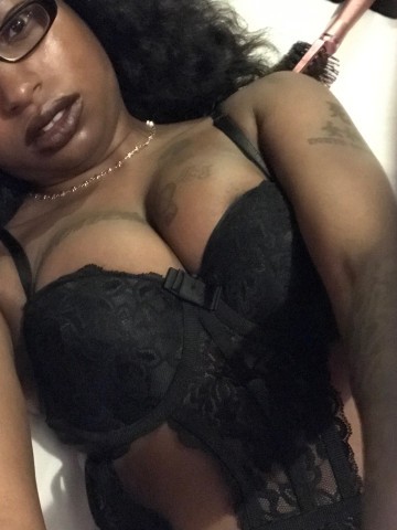 CupcakeCHLOE Milwaukee, Wisconsin Escort, Pornstar, Massage, Verified Adult Service Provider, Companion in United States