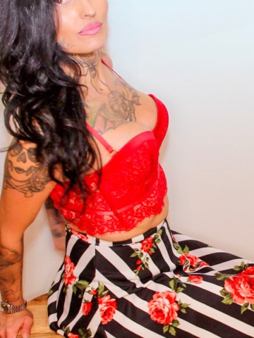 Charlotte Webb Las Vegas, Nevada Escort, Pornstar, Couple, Verified Adult Service Provider, Companion in United States