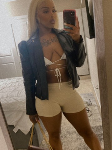 PrettyDoll - escort from San Francisco