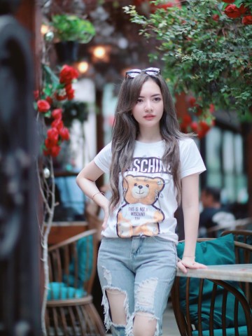 LISA - escort from Jakarta