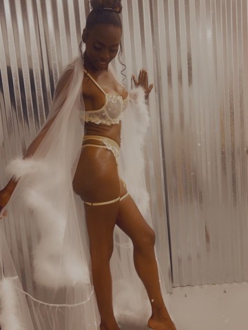 Makenna Phoenix, Arizona Escort, , Verified Adult Service Provider, Companion in United States