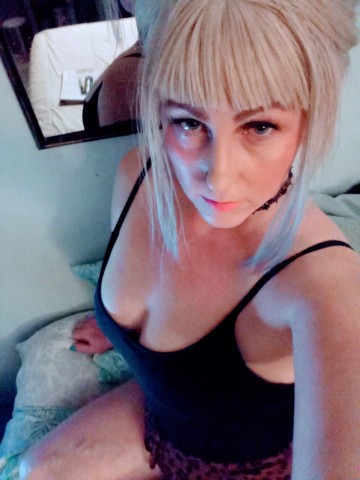 Hollywood dollfacebrat  Chico, California Escort, , Verified Adult Service Provider, Companion in United States