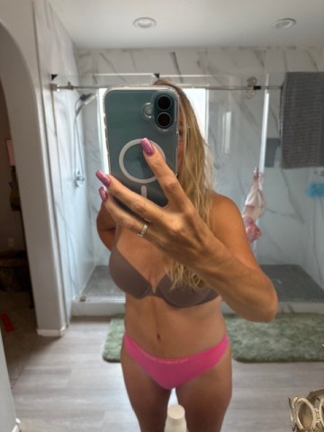 Classy Steph Phoenix, Arizona Escort, DUO, Massage, Verified Adult Service Provider, Companion in United States