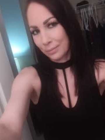 HOTMESS Edmonton Escort, Pornstar, Couple, Verified Adult Service Provider, Companion in Canada