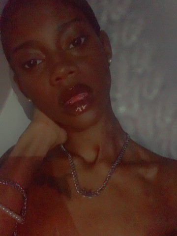 Loalti Milwaukee, Wisconsin Escort, DUO, Verified Adult Service Provider, Companion in United States