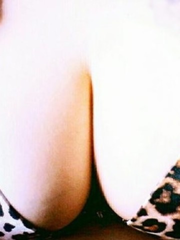MonaBusty Montreal Escort, , Verified Adult Service Provider, Companion in Canada