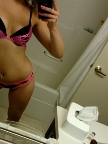 Ashleexo Edmonton Escort, , Verified Adult Service Provider, Companion in Canada