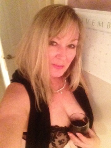 GolfGal Fort Walton Beach, Florida Escort, , Verified Adult Service Provider, Companion in United States